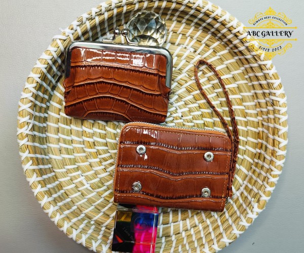 Luxury magic wallet_ Brown